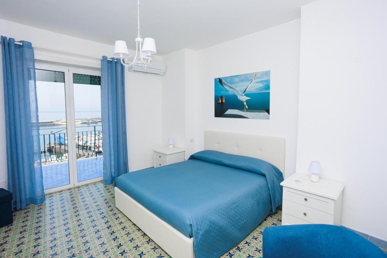 Capri Holiday Home With A Sea View Exterior photo